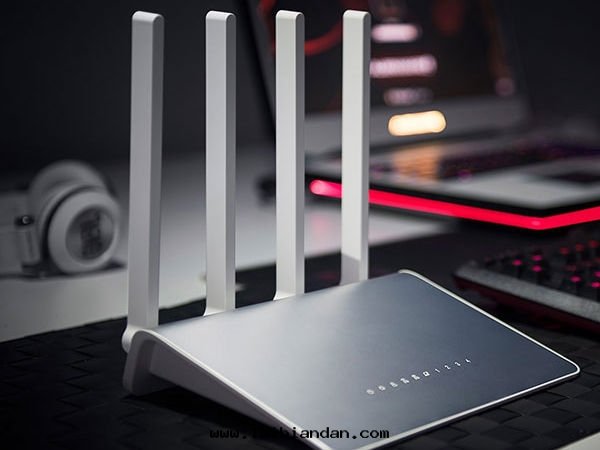 路(lù)由(yóu)器